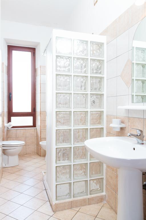La Mezzanella Guesthouse Porto Torres Δωμάτιο φωτογραφία